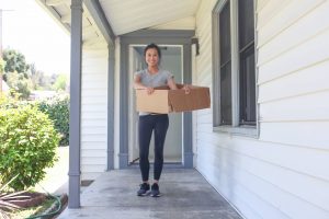 young woman moving into a new community in baton rouge la